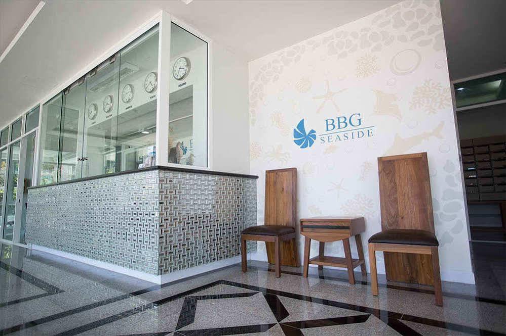 Bbg Seaside Luxurious Service Apartment Bang Saen Exterior photo